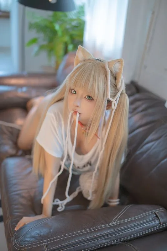 图片[1]-[COSPLAY/带视频] 蠢沫沫  黄豆粉 V2.0 [221P 1V] [1.5G]-嘤嘤怪之家