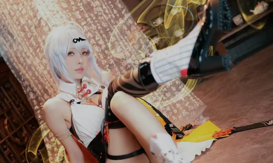 [COSPLAY/带视频] ElyEE子 - Yixuan仪玄 [20P 5V] [100M]-嘤嘤怪之家